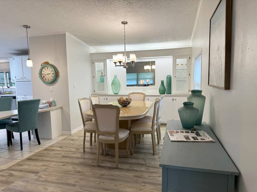 110 Jacaranda Terrace a Parrish, FL Mobile or Manufactured Home for Sale